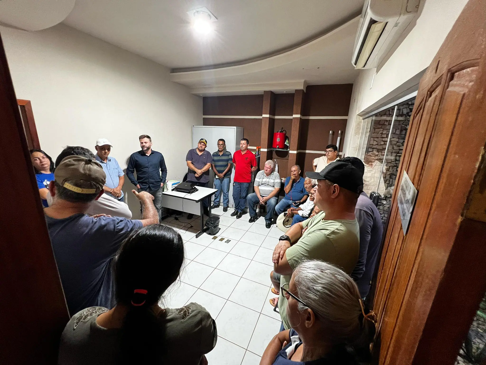 Compromisso com o Progresso: Prefeito Rodrigo Benassi Reforça Cuidado com Infraestrutura e Atende Reivindicações de Moradores