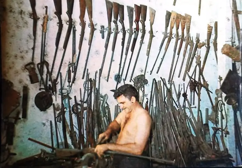🛠️ Guardião da Precisão: O Fascinante Mundo dos Armeiros de Santarém