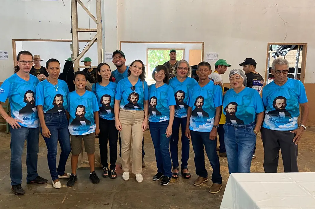 Vicentinos são homenageados pelo Rotary Club de Colíder após sucesso da 17ª Festa do Porco