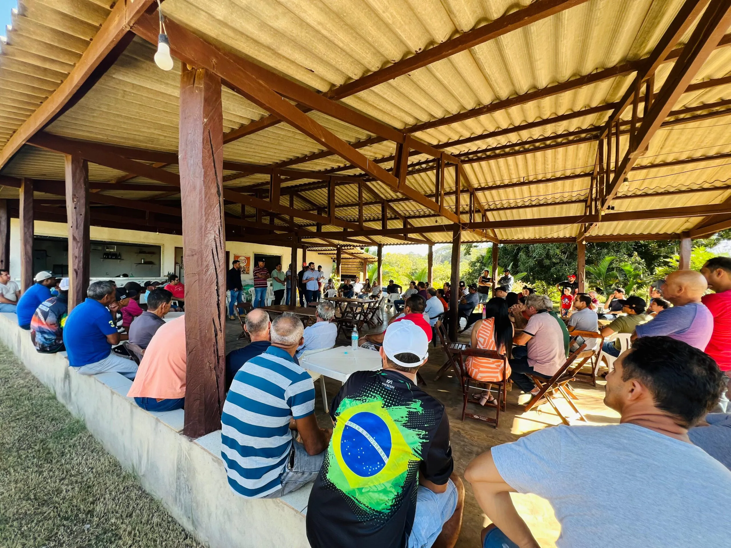 Prefeito Rodrigo Benassi reforça compromisso com moradores da estrada Planalto: “Vamos asfaltar até a ponte do Carapá”
