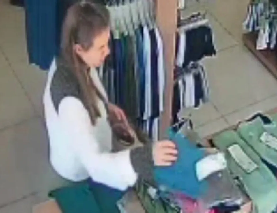 Vereadora gravada furtando roupas diz que devolveu peças e agradece apoio