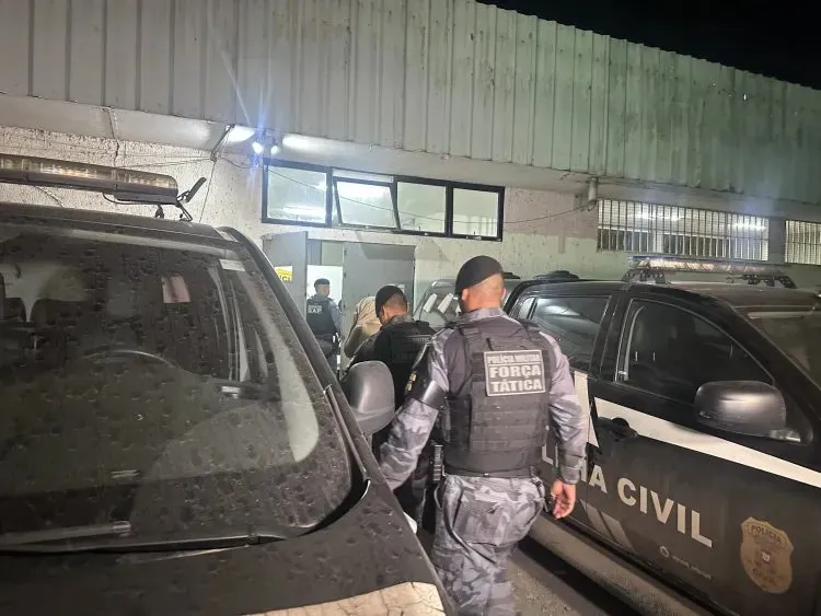 Carro clonado é apreendido pela força tática