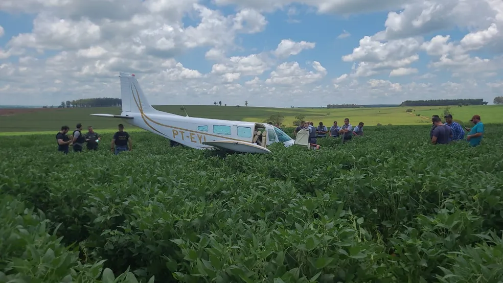 Pouso forçado termina em queda de avião em Guarantã do Norte