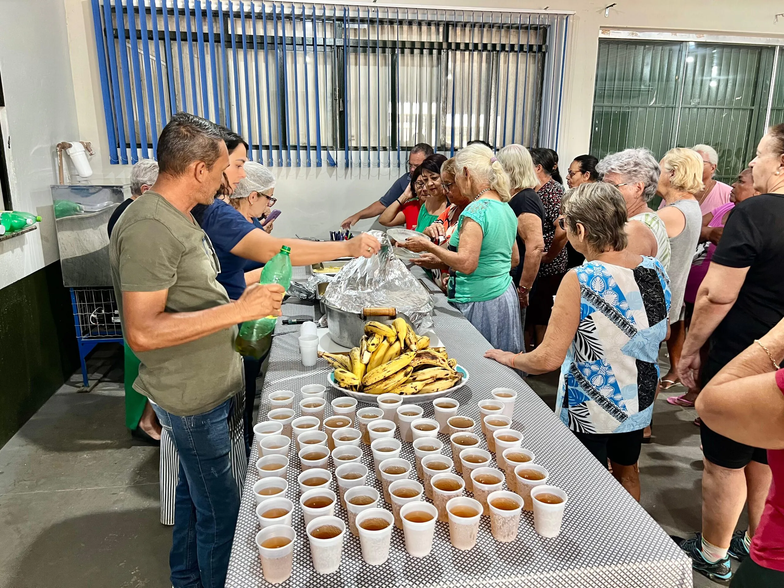 Gaúcha do Norte dá exemplo de atenção e cuidado com os idosos