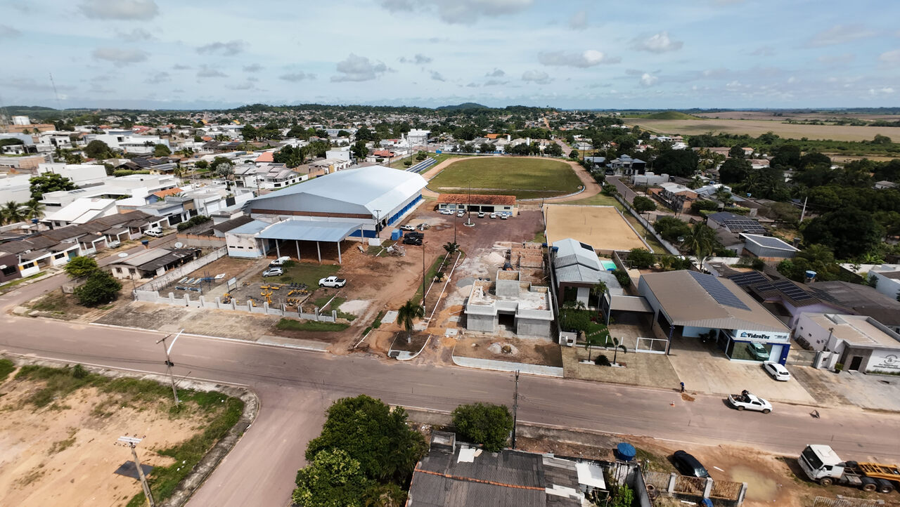 PEIXOTO AVANÇA, E O ESPORTE DO NORTÃO GANHA FORÇA: VILA OLÍMPICA ENTRA NA RETA FINAL E PROMETE SER REFERÊNCIA EM MATO GROSSO