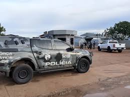 Gaeco apreende mais de R$ 500 mil, drogas e armas do Comando Vermelho em Sinop durante megaoperação