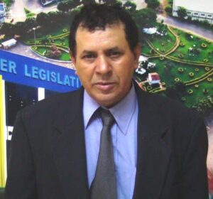 Colíder perde uma importante liderança política: falece o ex-vereador e ex-presidente da Câmara Roberto Francisco Ferreira da Silva, o “Chico Pernambuco”
