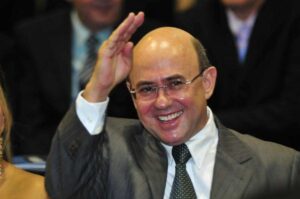 José Riva relembra trajetória política e aposta nas filhas Janaina e Jéssica Riva para dar continuidade ao legado em Mato Grosso