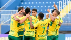 Página do Nortão destaca duelo inédito entre Cuiabá e São Bernardo pela Série B; Dourado busca vitória para entrar na briga pelo G-4