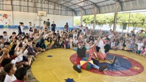 Arte, sorrisos e emoção: Fuzuê dos Palhaços encanta crianças e fortalece a cultura em Mato Grosso; iniciativa inspira municípios como Colíder e o norte do Estado | Página do Nortão