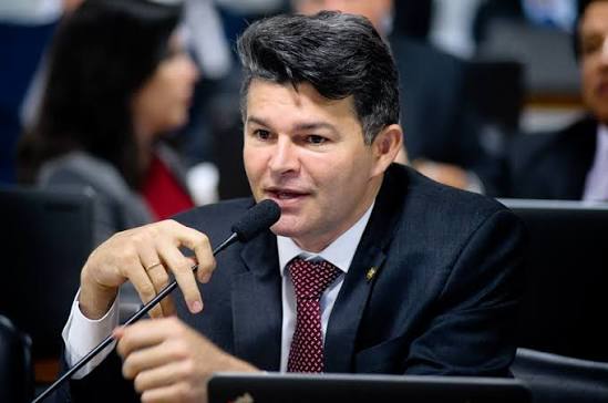 Zé Medeiros fecha chapa ao Senado com Xuxu Dal Molin; expectativa por nome de Colíder não se confirma