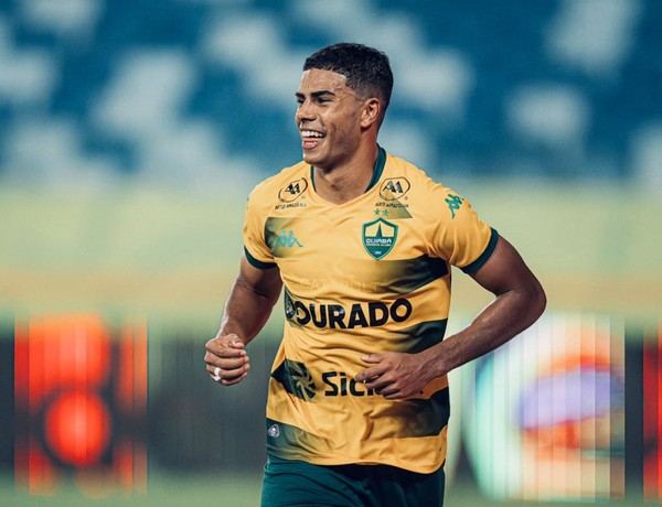 Atacante de 20 anos marca dois gols e vira artilheiro do Cuiabá na Série B