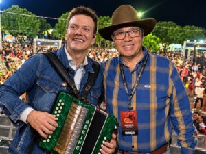 Festival Raízes da Terra reúne milhares em Nova Mutum com show de Michel Teló