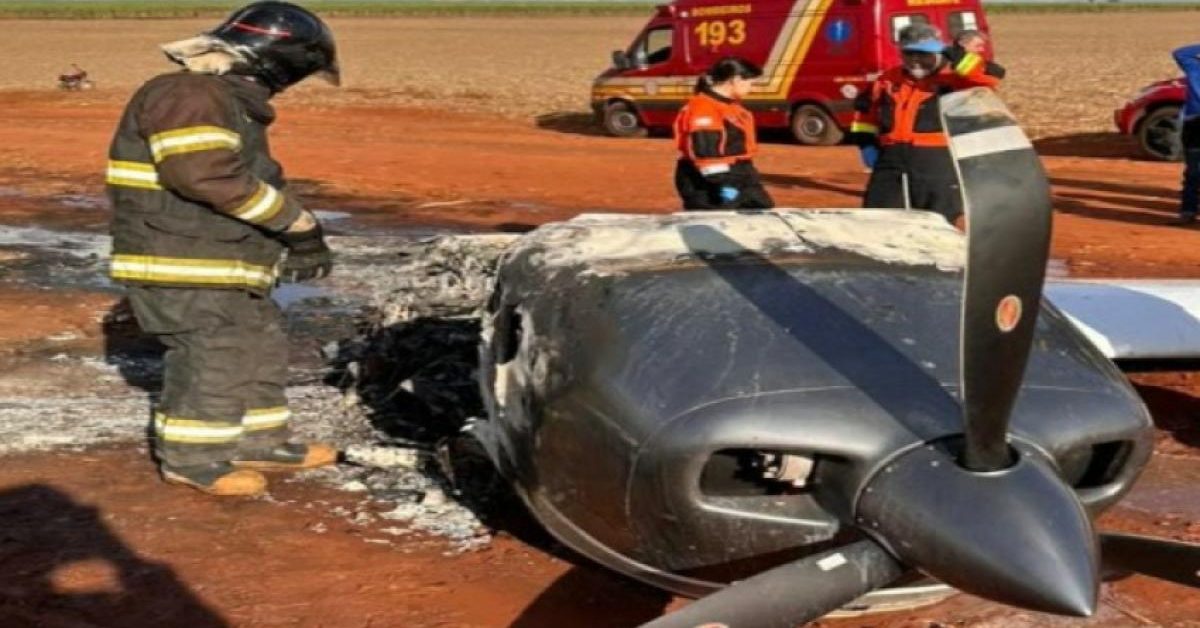 AVIÃO 10000000000000