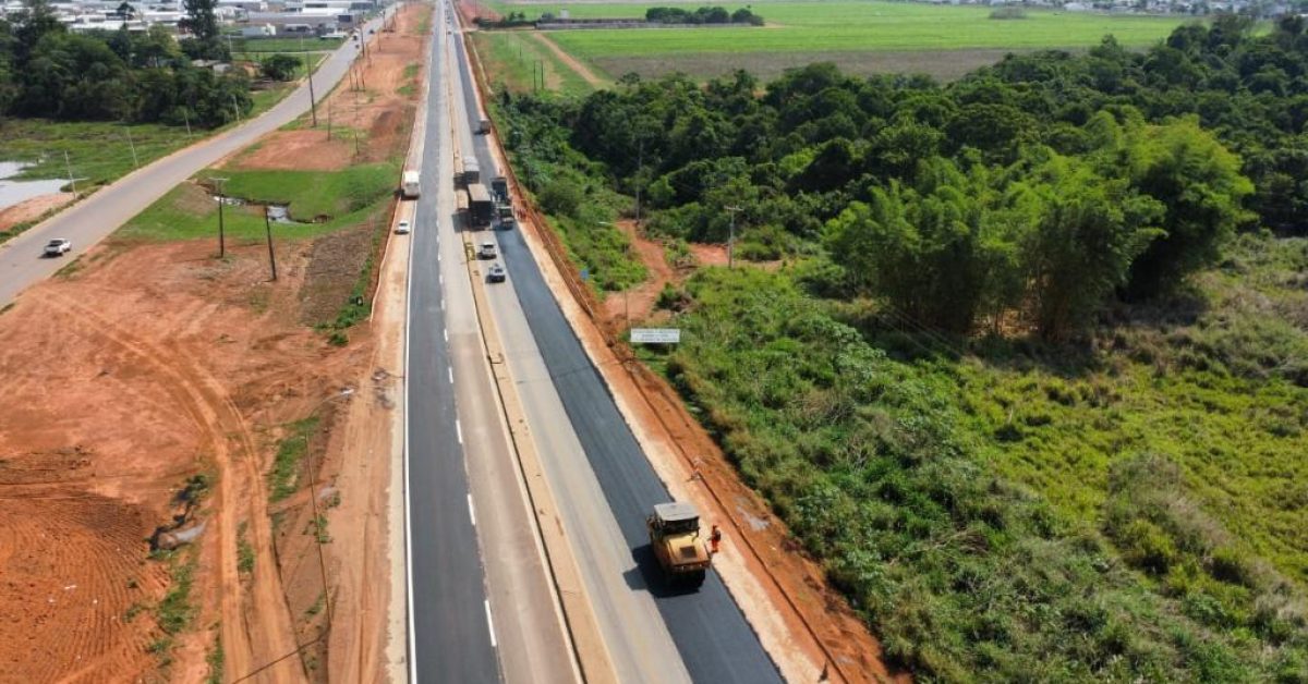 Obras de duplicação da BR-163