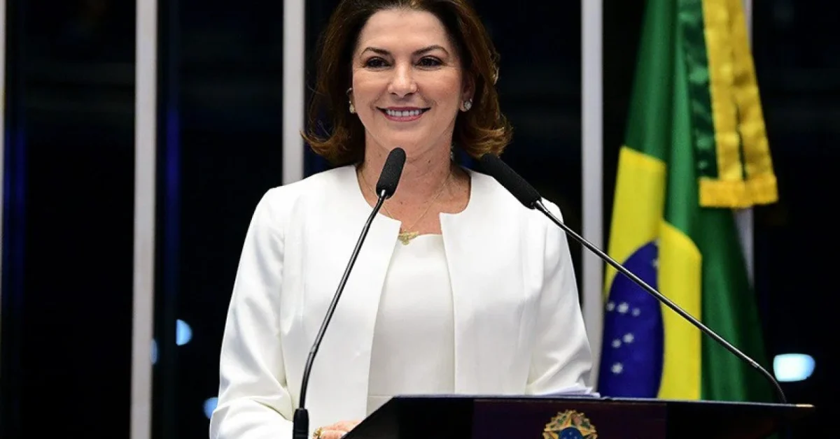 SENADORA