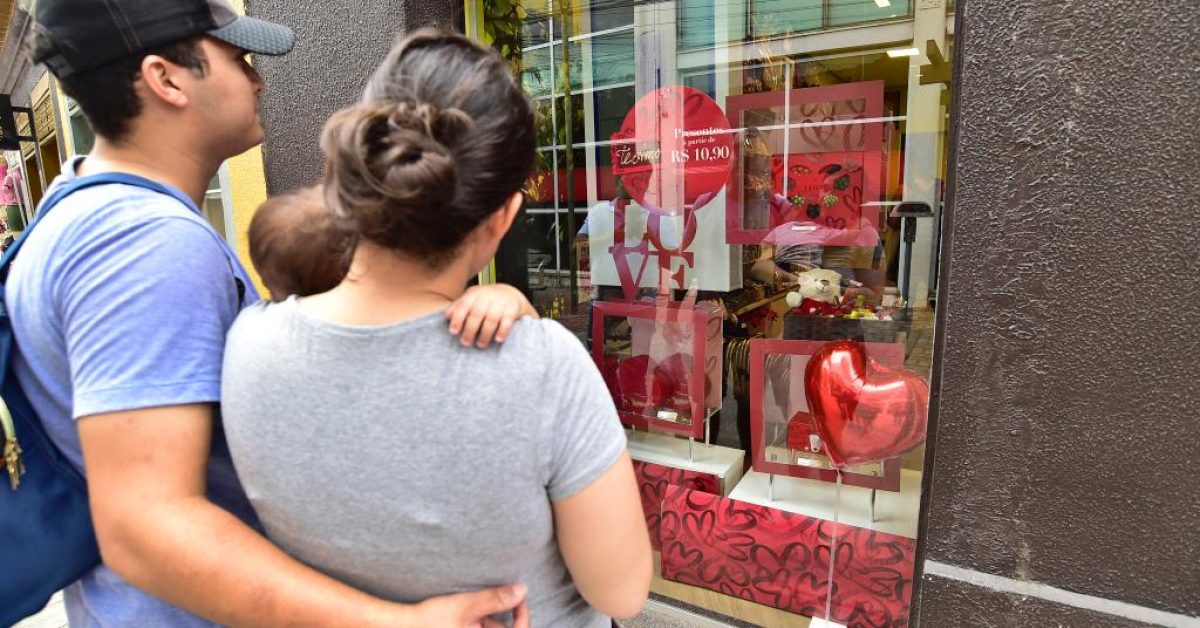 dia-namorados-comercio
