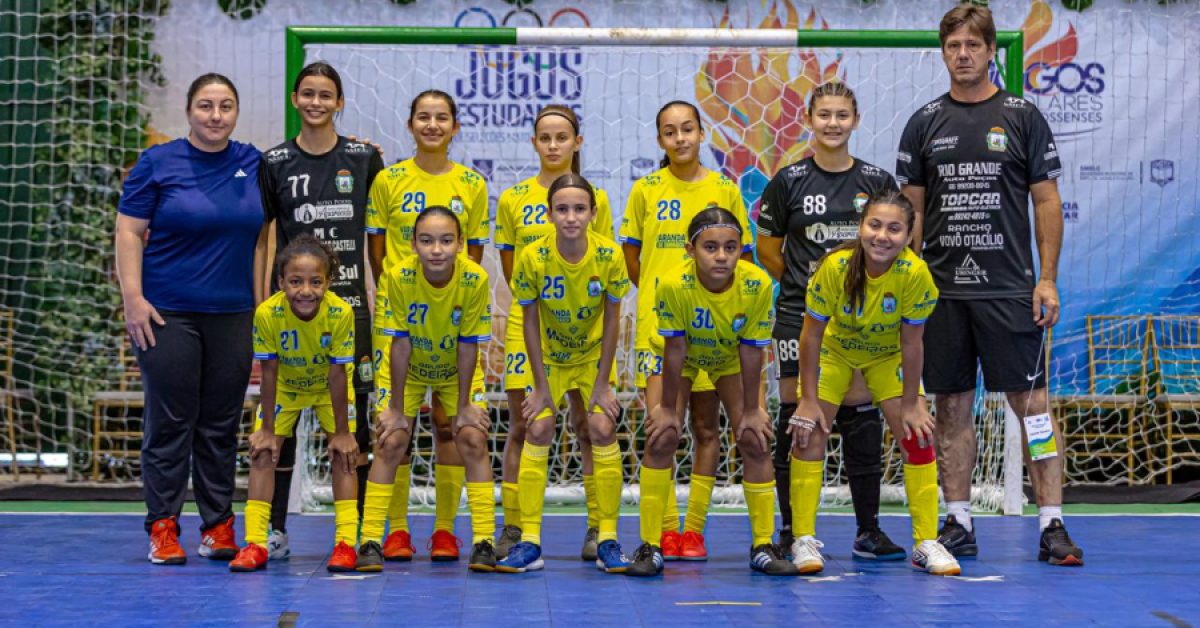 futsal-feminino-de-uniao-do-sul-e-campeao-regional-dos-jogos-escolares-2025-em-nova-mutum