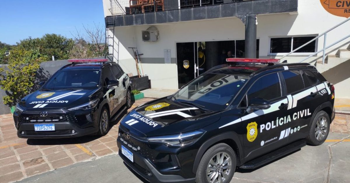 policia-civil-de-carazinho-recebe-armamento-e-viaturas-novas-adquiridas-pelo-programa-piseg-whatsapp-image-2025-09-26-at-16.09.45-1024x769